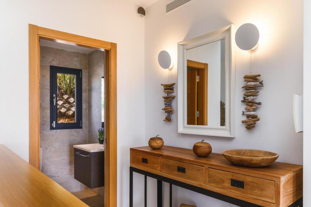 Villa 2550 Lichtdurchflutete In Nova Santa Ponça